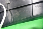 Накладка на торпедо (под лобовое стекло) (5598102310) для Toyota Corolla (E18) с 2012-2019г