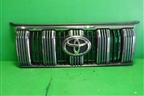 Решетка радиатора (после 2017г не под камеру) (5310160B20) для Toyota Land Cruiser Prado(150) с 2009г