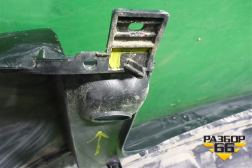 Бампер задний (под накладку под парктроник) (850220429R) для Renault Kaptur с 2016г (Каптюр)