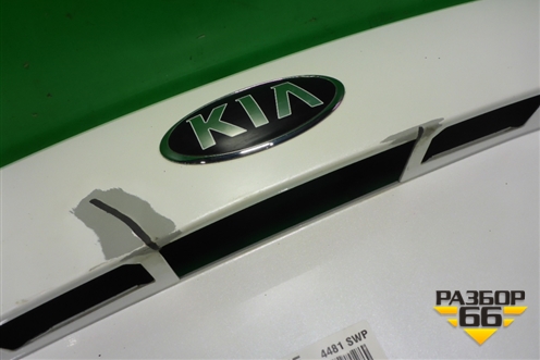 Накладка крышки багажника (87371J5000) для Kia Stinger с 2017г