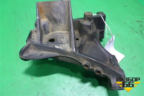 Кронштейн переднего бампера левый  (1525694) для Scania 4 Series с 1995-2005г