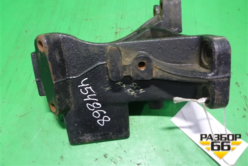 Кронштейн переднего бампера левый  (1525694) для Scania 4 Series с 1995-2005г