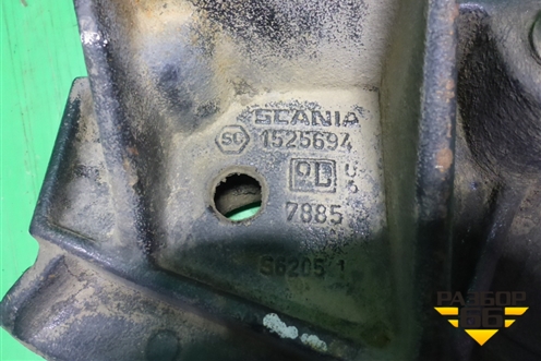 Кронштейн переднего бампера левый  (1525694) для Scania 4 Series с 1995-2005г