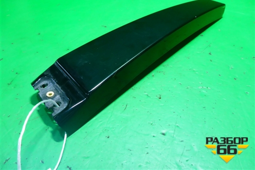 Накладка стойки (центральной правой) для Volkswagen Touareg c 2002-2010г (Туарег)