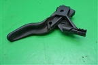 Ручка открывания капота (218186591) для Opel Astra H с 2004-2015г