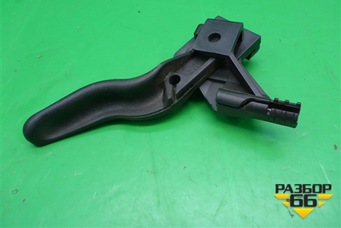 Ручка открывания капота (218186591) для Opel Astra H с 2004-2015г
