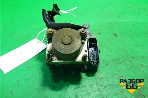 Блок ABS (4451002310) для Toyota Corolla (E18) с 2012-2019г