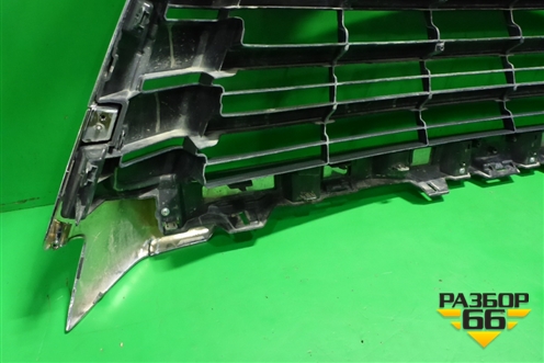 Решетка радиатора (5311160680) для Lexus LX-570 с 2015г (ЛХ)