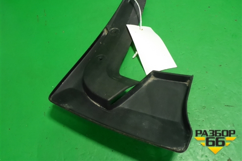 Брызговик задний правый (после 2015г) (7662542150) для Toyota Rav-4 с 2012-2019г (Рав 4)