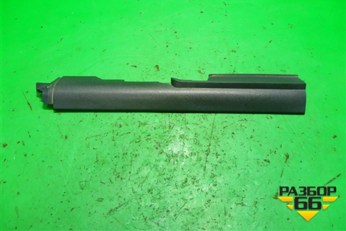 Накладка порога внутренняя переднего левого (MR951651ZZ) для Mitsubishi Colt с 2004г