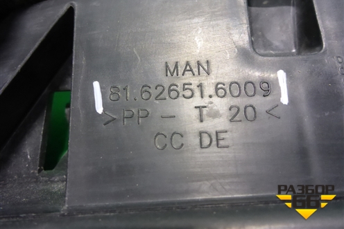 Направляющая стекла левого  (81626516009) для MAN  TGS с 2007г
