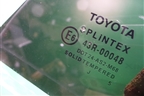 Стекло двери задней правой форточка (седан) для Toyota Avensis с 2003-2009г
