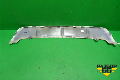Накладка заднего бампера (51127379981) для BMW X1 F48 с 2014г (Х1 Ф48)