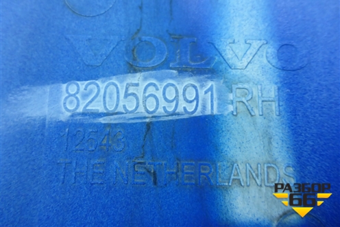 Планка под фару правая (82056991) для Volvo TRUCK FH с 2008-2013г (ФШ)