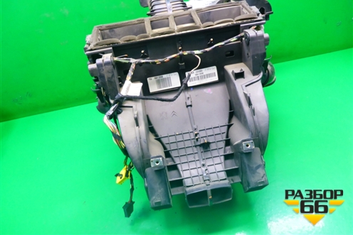 Корпус отопителя (9684138580) для Citroen C5 с 2008г (С5)