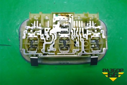 Плафон салонный центральный (9680713880) для Citroen C5 с 2008г (С5)