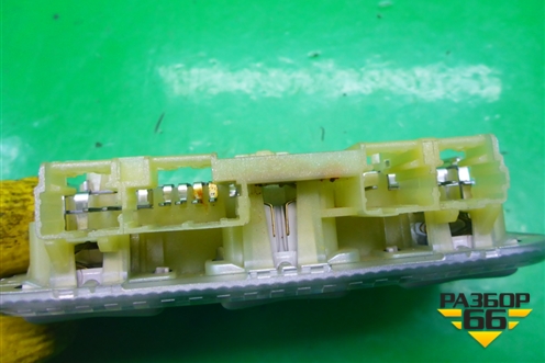 Плафон салонный центральный (9680713880) для Citroen C5 с 2008г (С5)