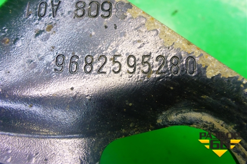 Рычаг передний левый верхний (9682595280) для Citroen C5 с 2008г (С5)