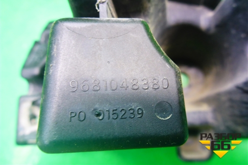 Кронштейн заднего бампера правый (9681048380) для Citroen C5 с 2008г (С5)