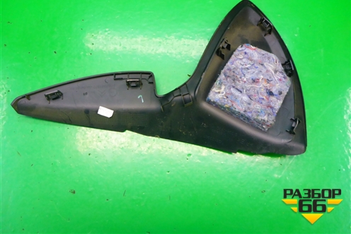 Накладка на торпедо (левая боковая) (9682341577) для Citroen C5 с 2008г (С5)