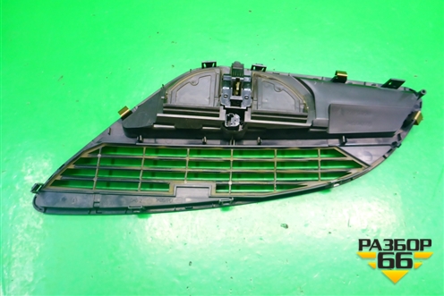 Дефлектор воздушный (верхний на торпедо) (9682419677) для Citroen C5 с 2008г (С5)