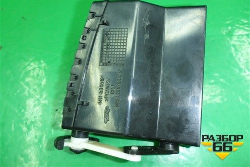 Дефлектор воздушный центральный (левый) (M115305191) для Chery M-11 с 2010-2015г