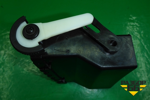 Дефлектор воздушный центральный (левый) (M115305191) для Chery M-11 с 2010-2015г
