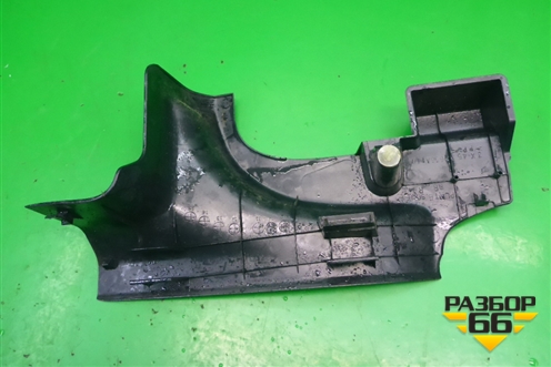 Накладка порога внутренняя заднего правого (7656A140) для Mitsubishi ASX с 2010г (АСХ)