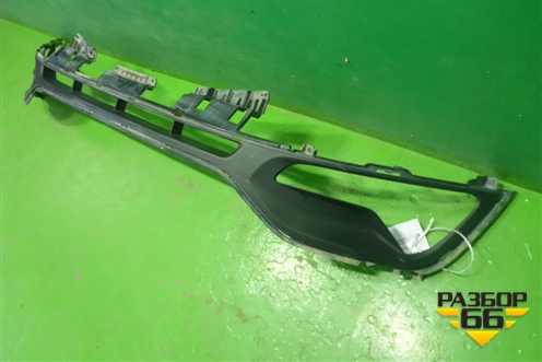 Решетка в передний бампер центральная (865613U000) для Kia Sportage с 2010-2015г (Спортеидж 3)