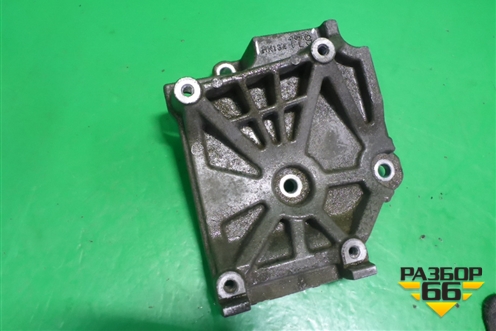 Кронштейн компрессора кондиционера (4G69 2.4л) (MN134179) для Mitsubishi Grandis с 2004г