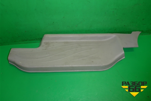 Накладка порога внутренняя заднего левого (MR576167) для Mitsubishi Grandis с 2004г