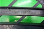 Решетка радиатора левая (MN145455) для Mitsubishi Grandis с 2004г