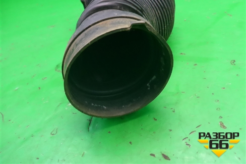Патрубок воздушного фильтра (1.8л 218XER) (315875880) для Opel Astra H с 2004-2015г
