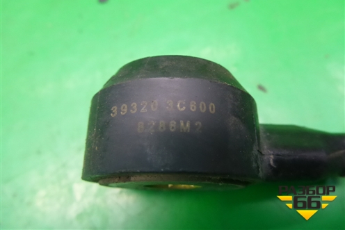 Датчик детонации (3.3л G6DB) (393203C600) для Kia Sorento I с 2002-2011г