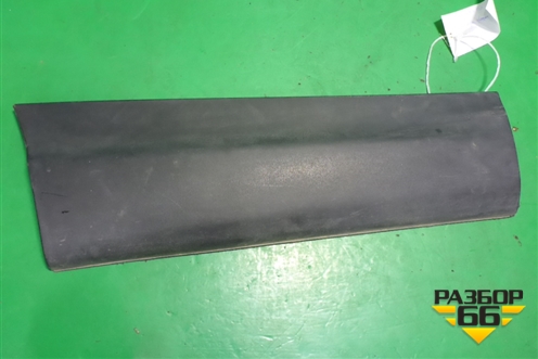 Накладка двери задней правой (828704EA0A) для Nissan Qashqai (J11E) с 2013г (Кашкай)