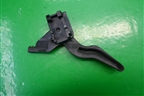 Ручка открывания капота (218186591) для Opel Astra H с 2004-2015г