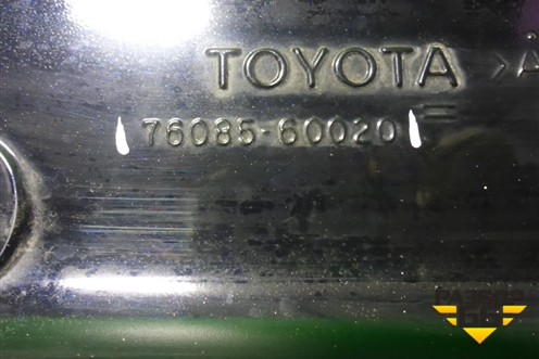 Спойлер на дверь багажника (7608560020) для Toyota Land Cruiser (200) с 2008г