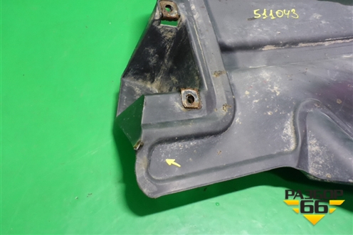 Защита топливного бака (7727760130) для Toyota Land Cruiser (200) с 2008г