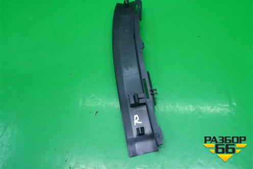 Накладка на торпедо (боковая правая) (8U0868204A) для Audi Q3 с 2011-2018г (Ку 3)