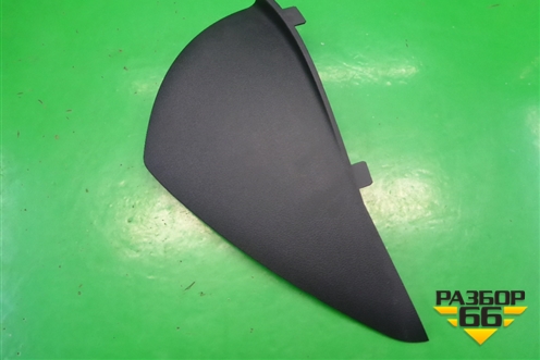 Накладка на торпедо (боковая правая) (8U0857086) для Audi Q3 с 2011-2018г (Ку 3)