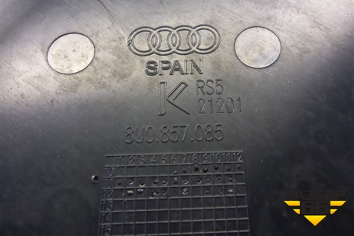 Накладка на торпедо (боковая левая) (8U0857085) для Audi Q3 с 2011-2018г (Ку 3)