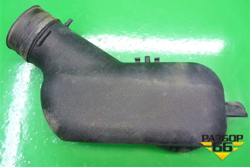 Патрубок воздухозаборника  (281725K000) для Hyundai  HD 35-78 с 2003г