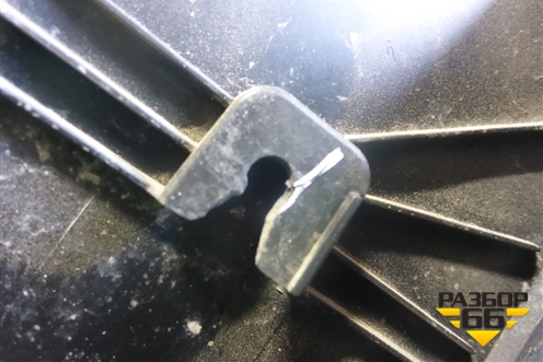 Накладка двери задней правой (87734D7000) для Hyundai Tucson с 2015-2022г