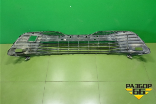 Решетка в передний бампер центральная (до 2020г) (5311333110) для Toyota Camry V70 с 2017г (Камри) Решетка в передний бампер центральная (до 2020г) (5311333110) для Toyota Camry V70 с 2017г (Камри)