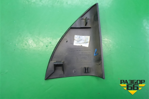 Накладка двери передней левой уголок (M118202051NA) для Chery M-11 с 2010-2015г