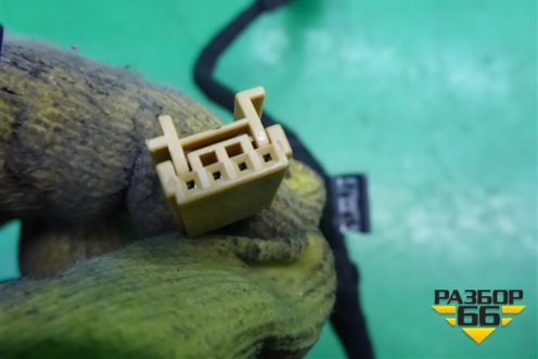 Проводка двери передней левой (на обшивку) (8U0971035) для Audi Q3 с 2011-2018г (Ку 3)