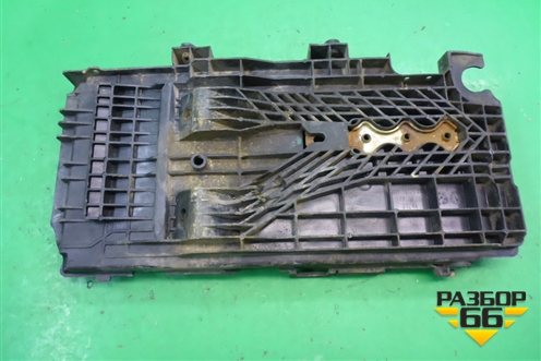 Площадка под аккумулятор (6G9110723AF) для Ford S-MAX с 2006-2015г (С-Макс)