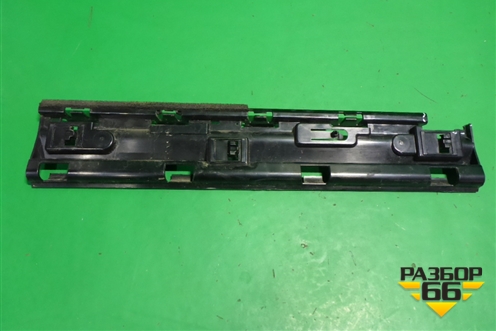 Кронштейн (накладки на порог левый) (51777332331) для BMW X1 F48 с 2014г (Х1 Ф48)