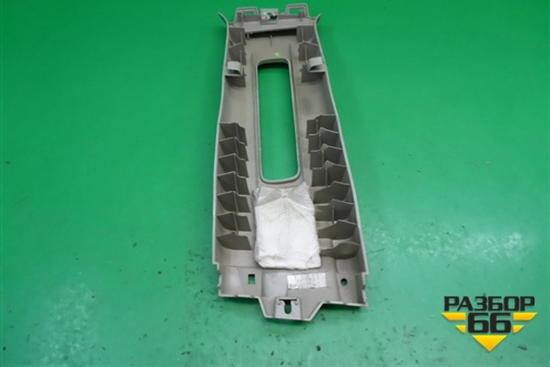Обшивка стойки центральная верхняя правая (A5402230) для Lifan X50 с 2015г