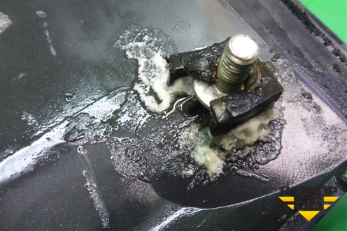 Накладка двери передней левой для Kia Sorento I с 2002-2011г